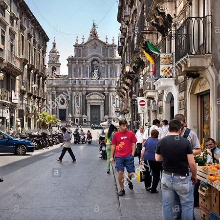 La Mansarda Dei Mori Apartment Catania Bagian luar foto