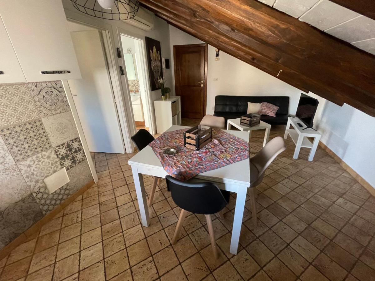 La Mansarda Dei Mori Apartment Catania Bagian luar foto